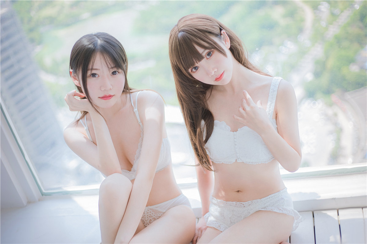 面饼仙儿&香草喵露露 双人清新美图