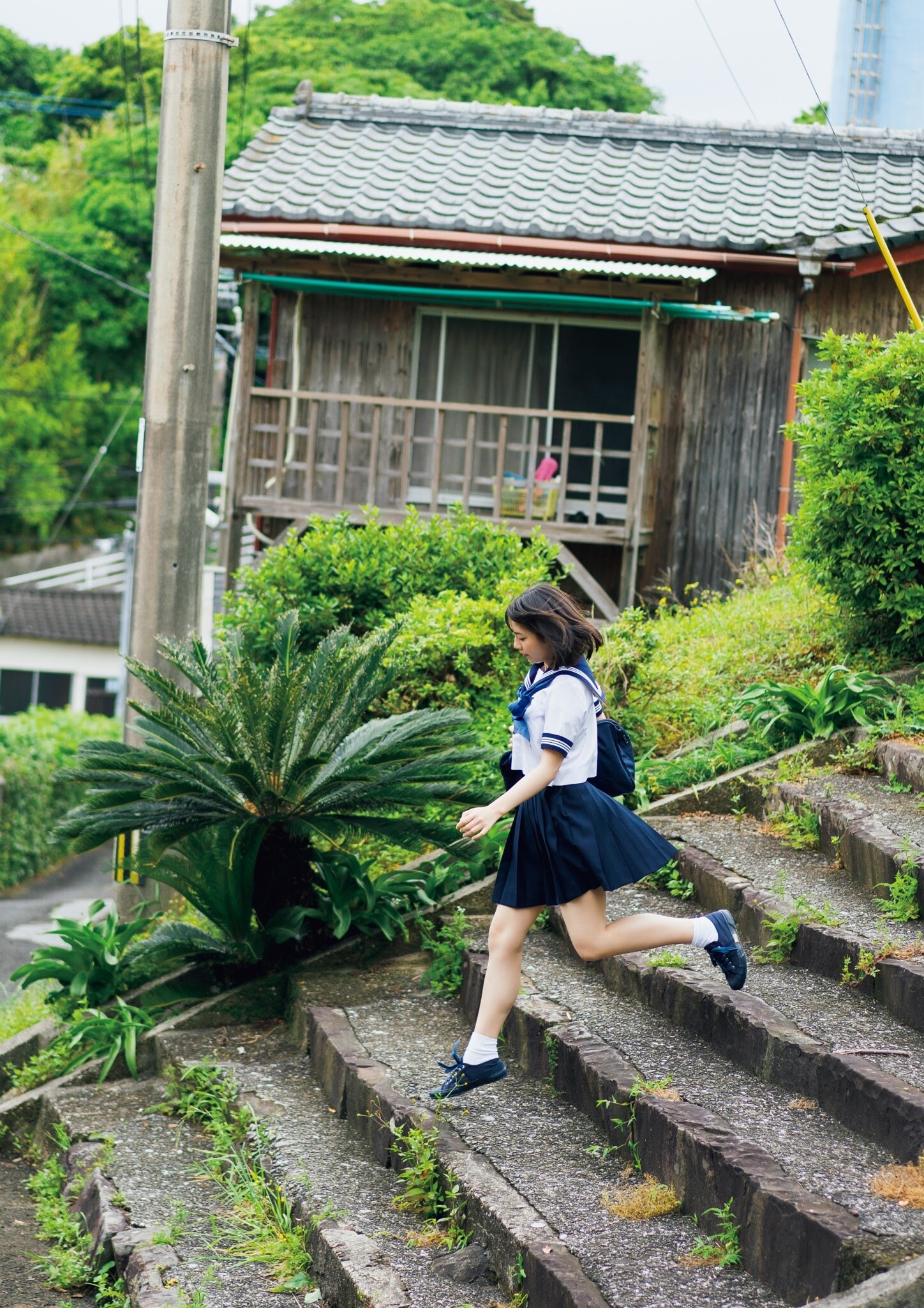 青春无敌 凹凸有致-菊地姫奈1st写真集はばたき